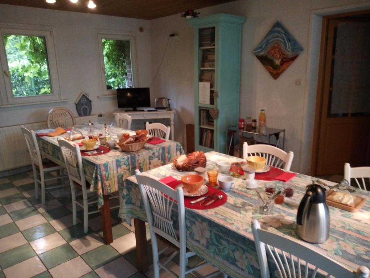 ボルジール Pantgat Hof Bed & Breakfast エクステリア 写真